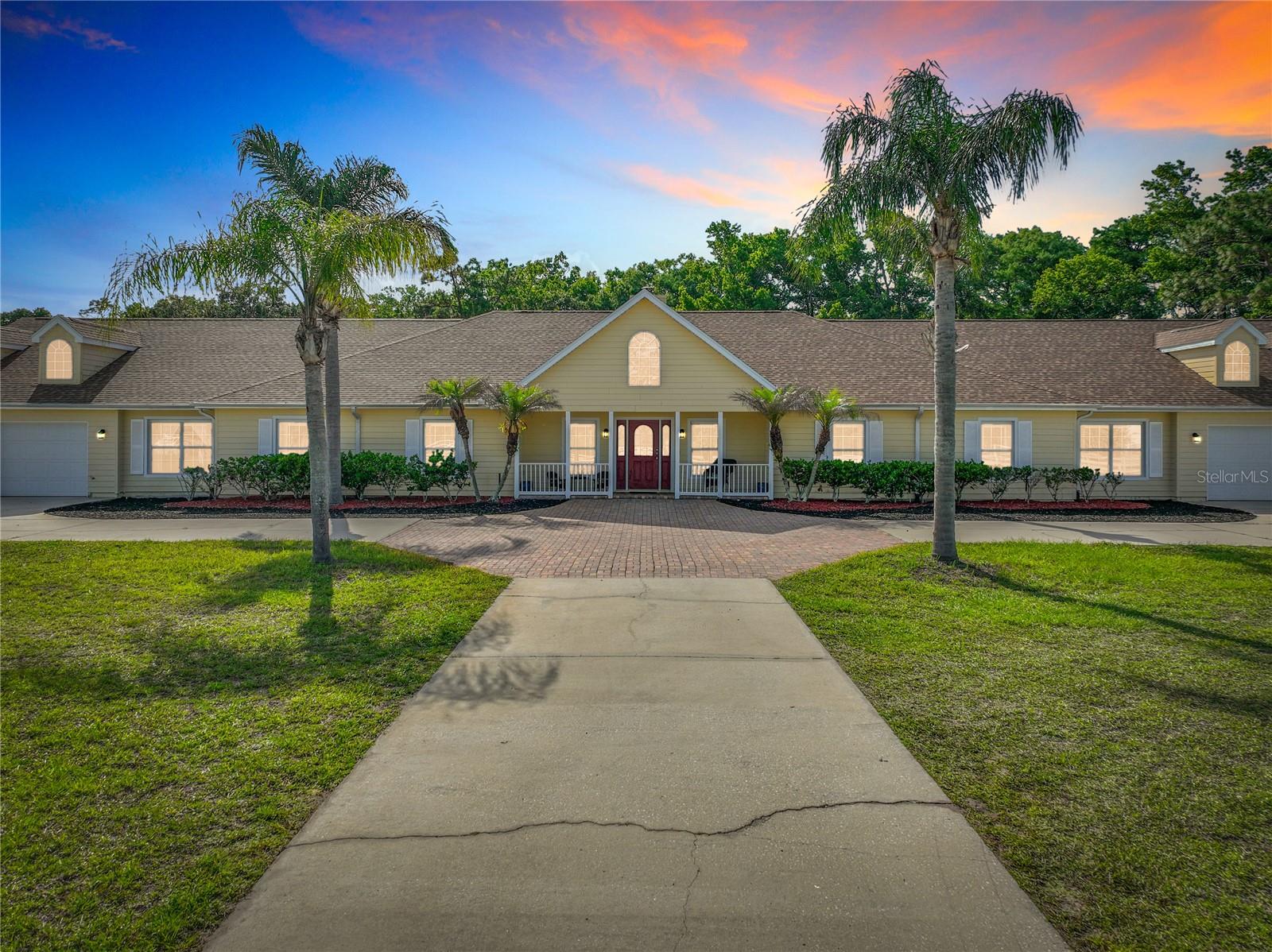 2300 Pine Meadows Pl, FL