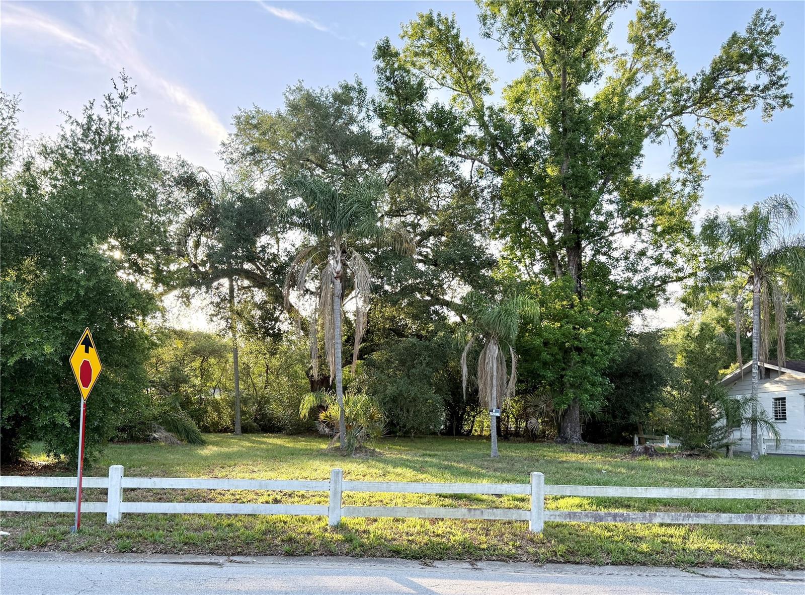 304 Springdale Place, FL