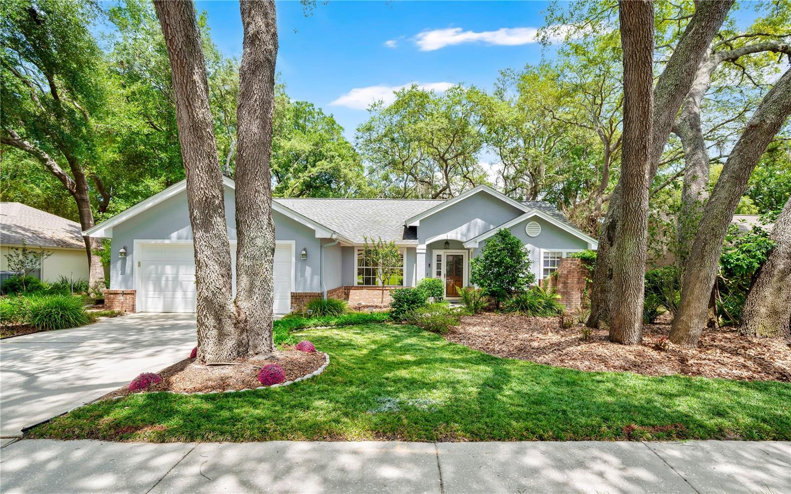 309 Oak Leaf Cir, FL
