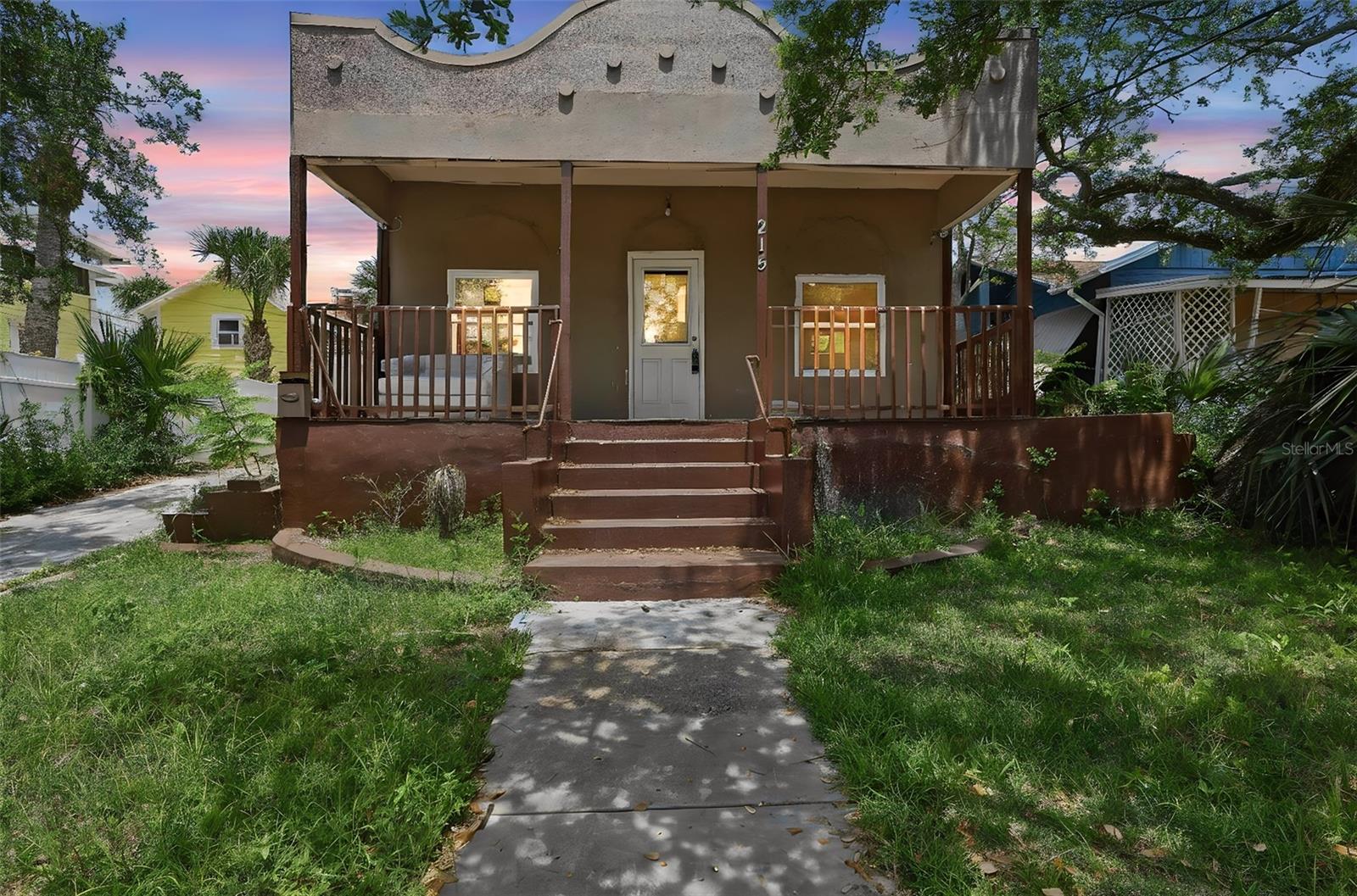 215 S Oleander Ave, FL