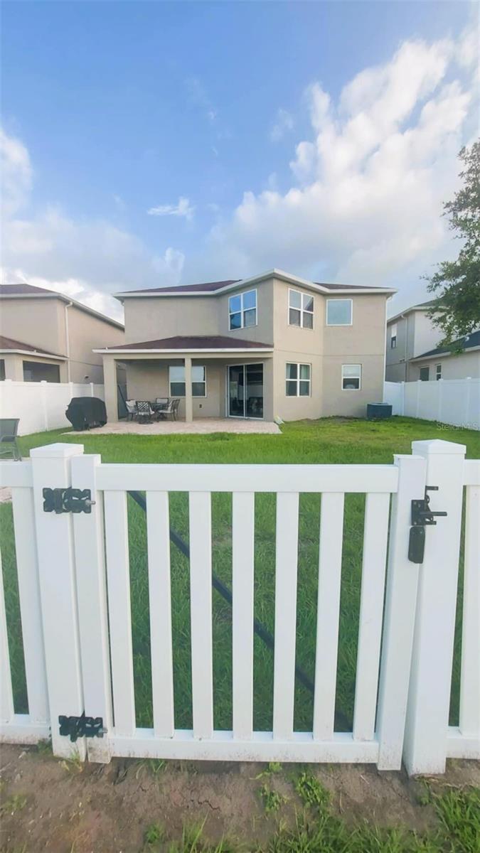 11542 Brighton Knoll Loop, FL