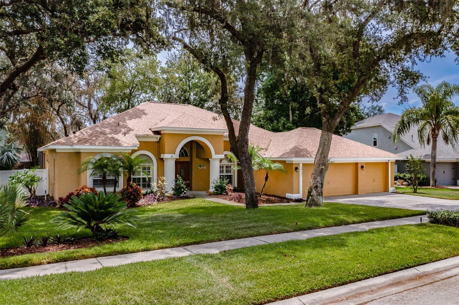 10131 Paddock Oaks Dr, FL