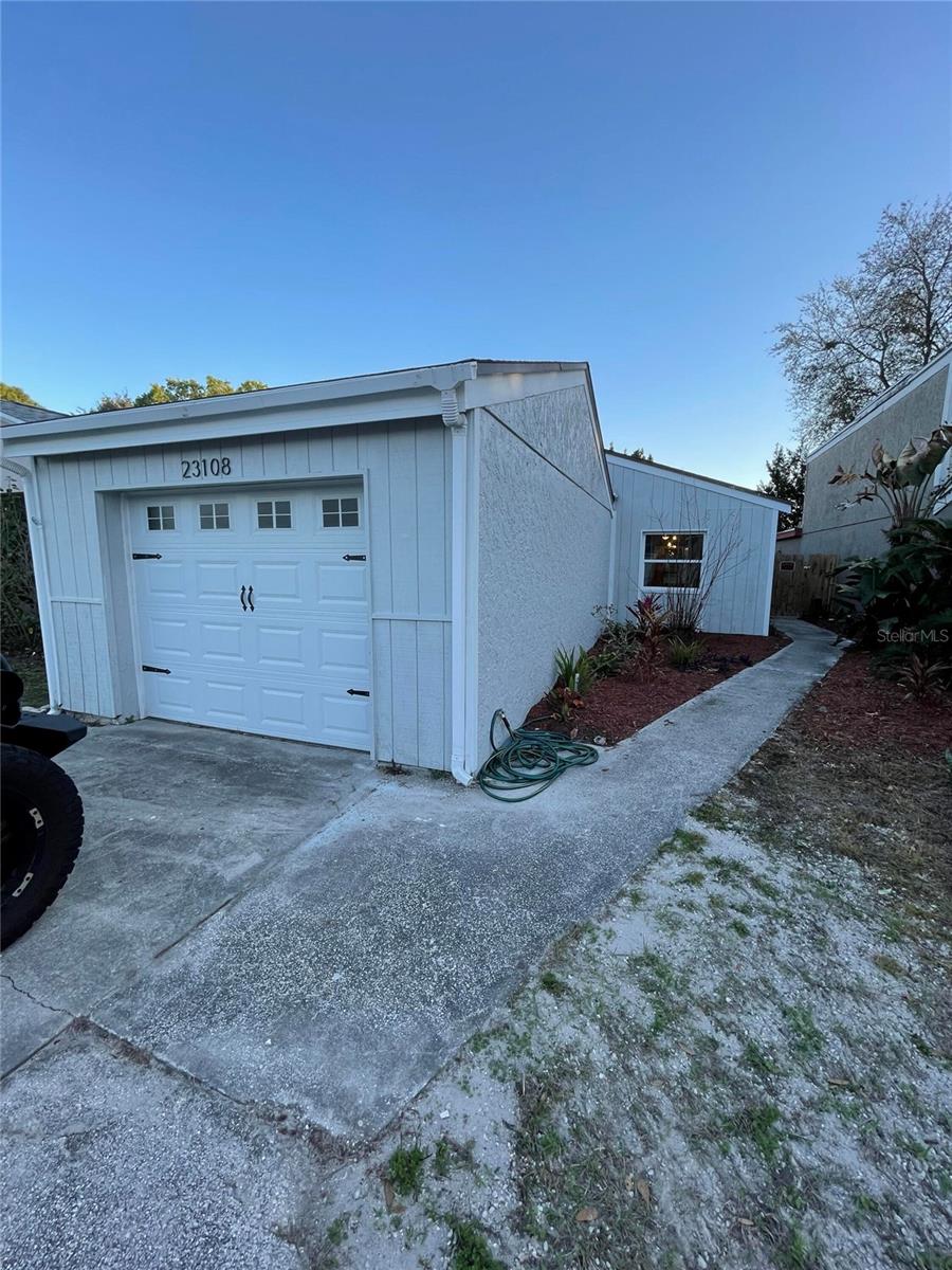 23108 Dover Dr, FL