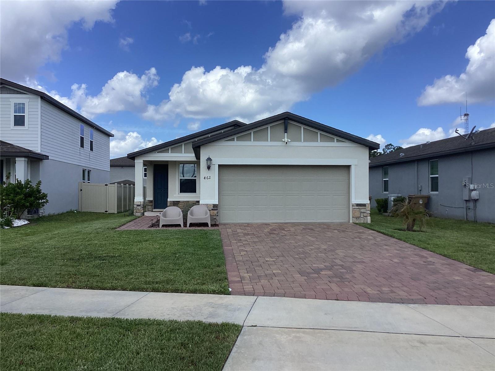 462 Amadoras Way, FL