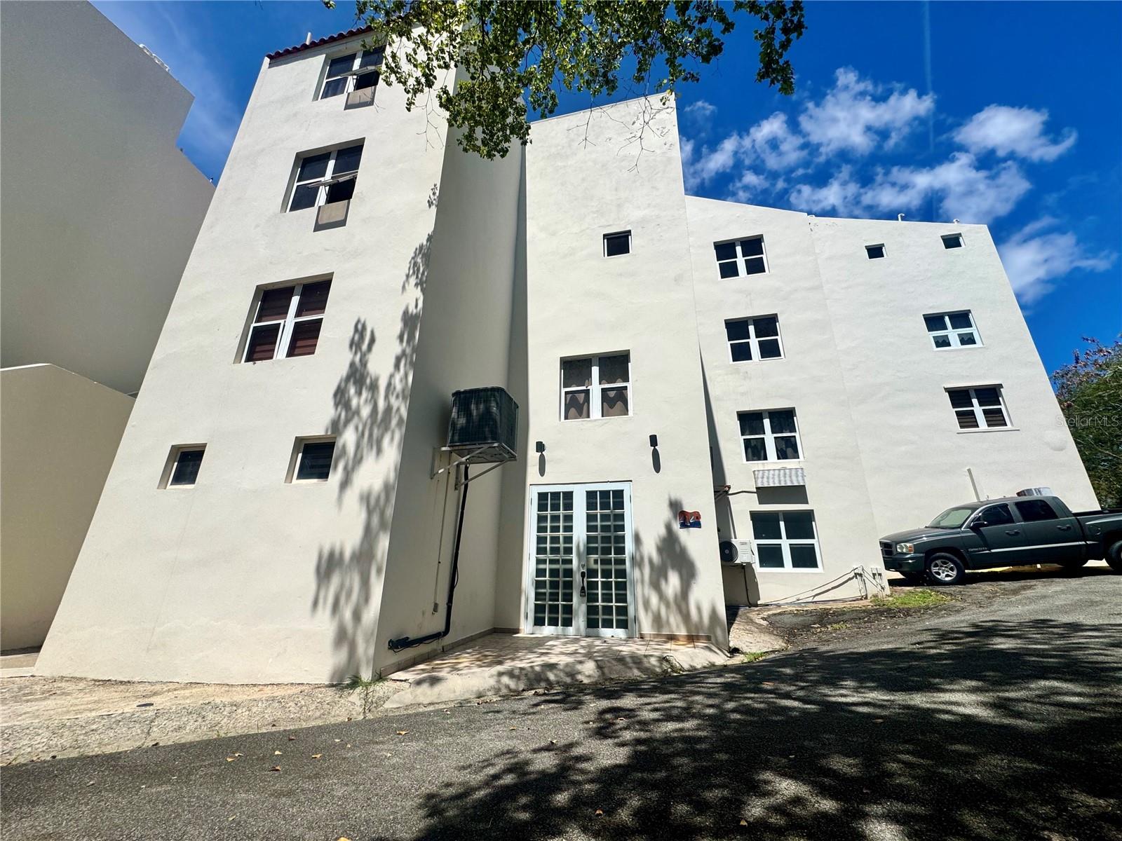 125 Harbour Drive, PR