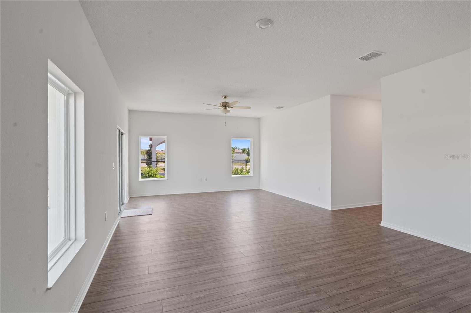 1774 White Elephant Loop, FL