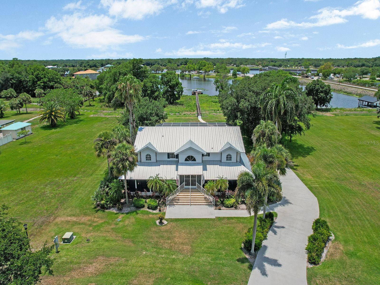 16270 Forest Mist Court, FL