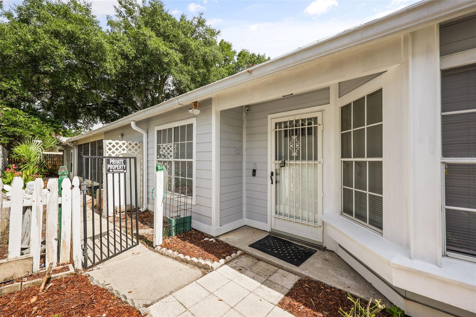 106 Lamplighter Drive, FL