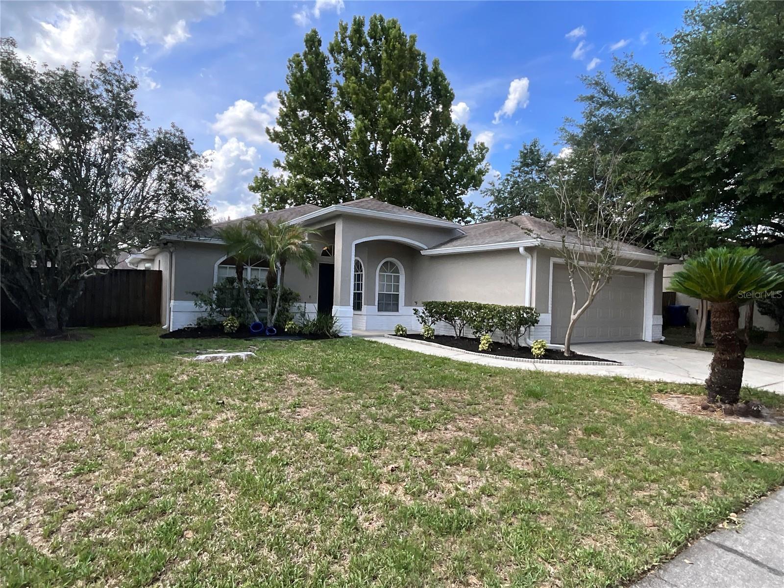 26815 Roseann Pl, FL