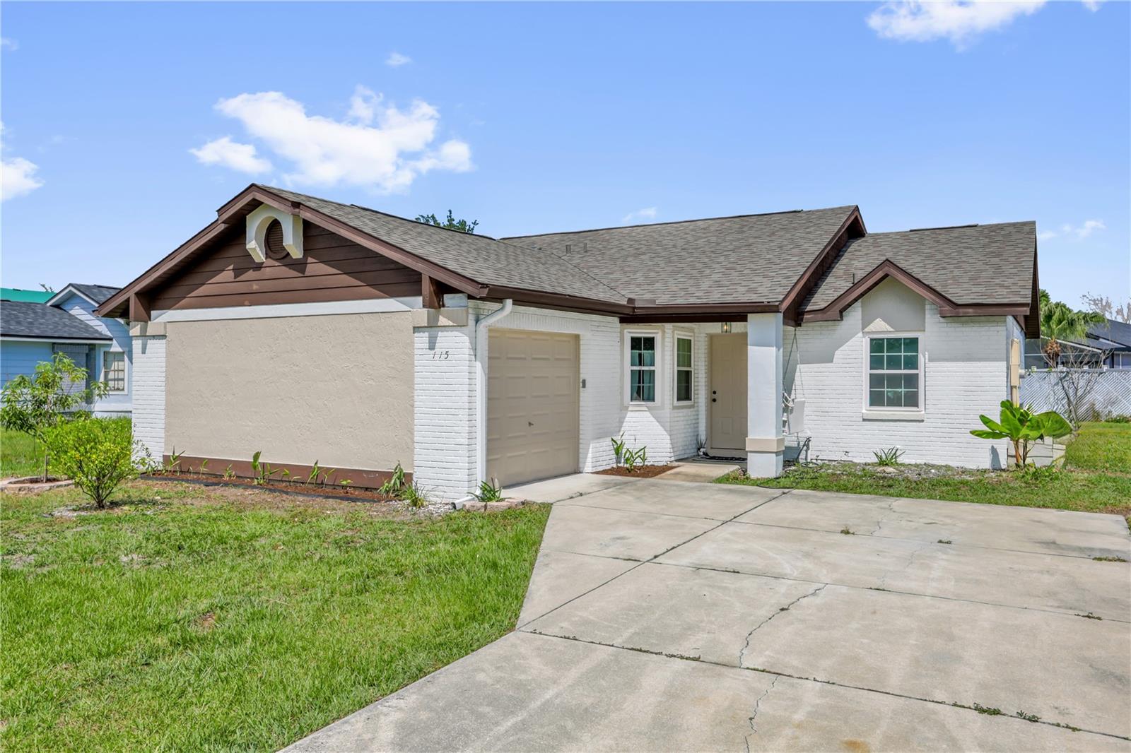 115 Coralwood Circle, FL