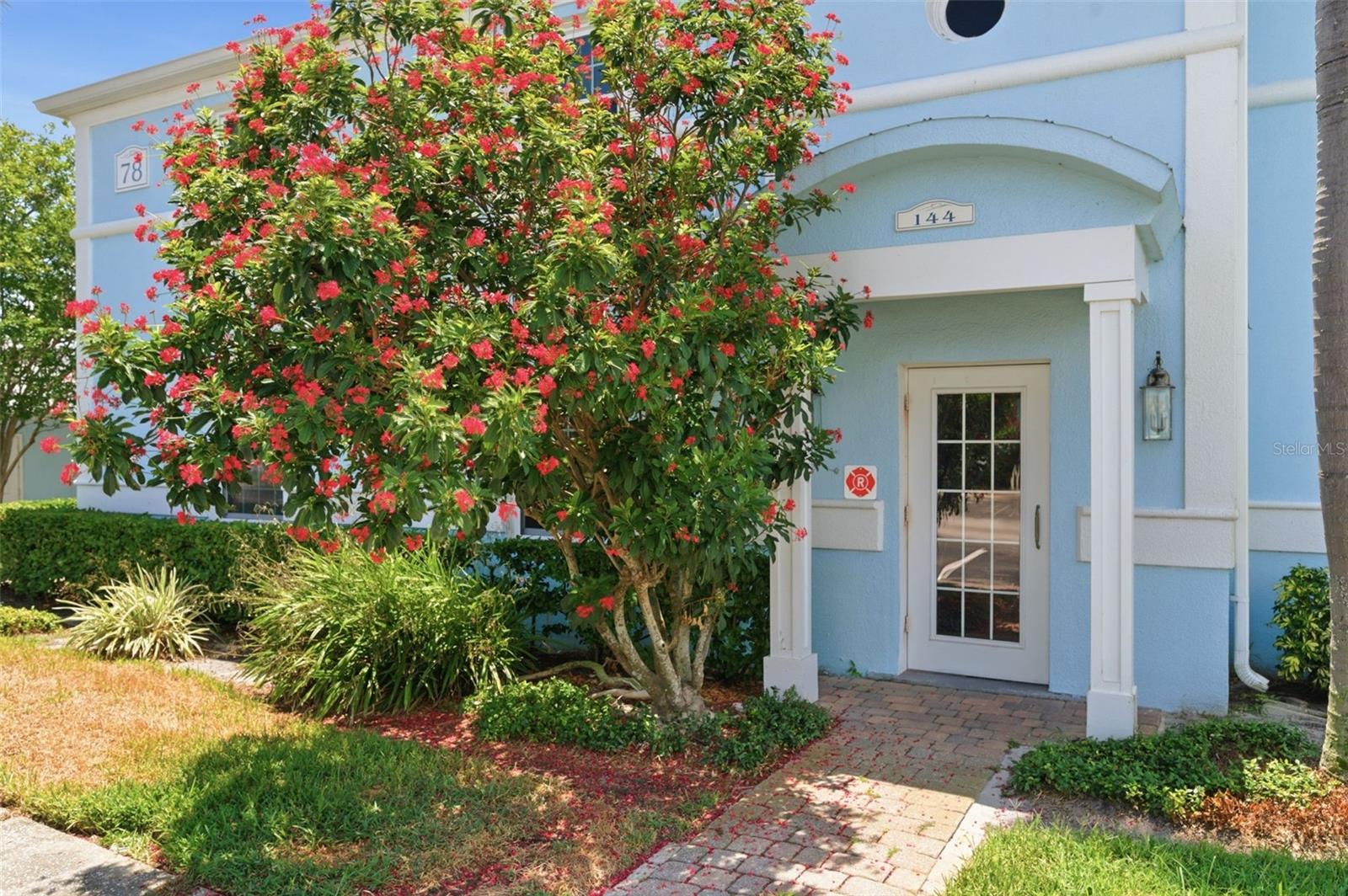 144 Pompano Dr Se #A, FL