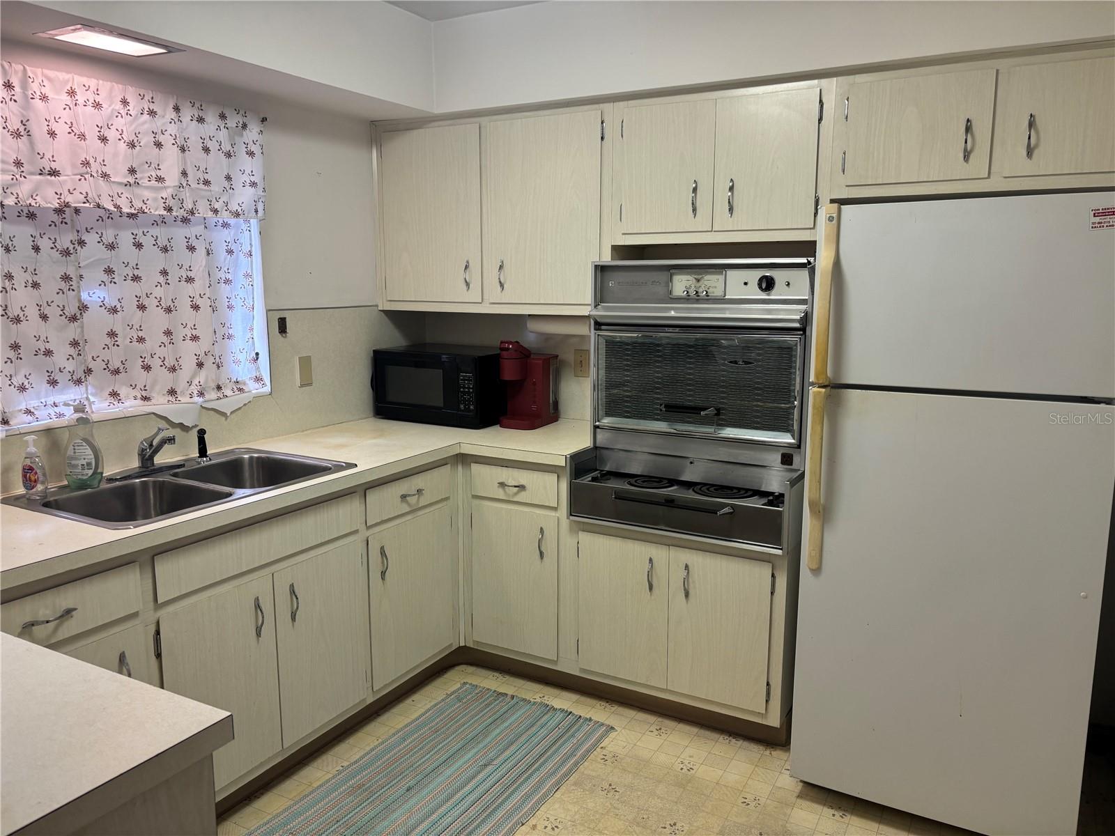 7406 Bougenville Drive, FL