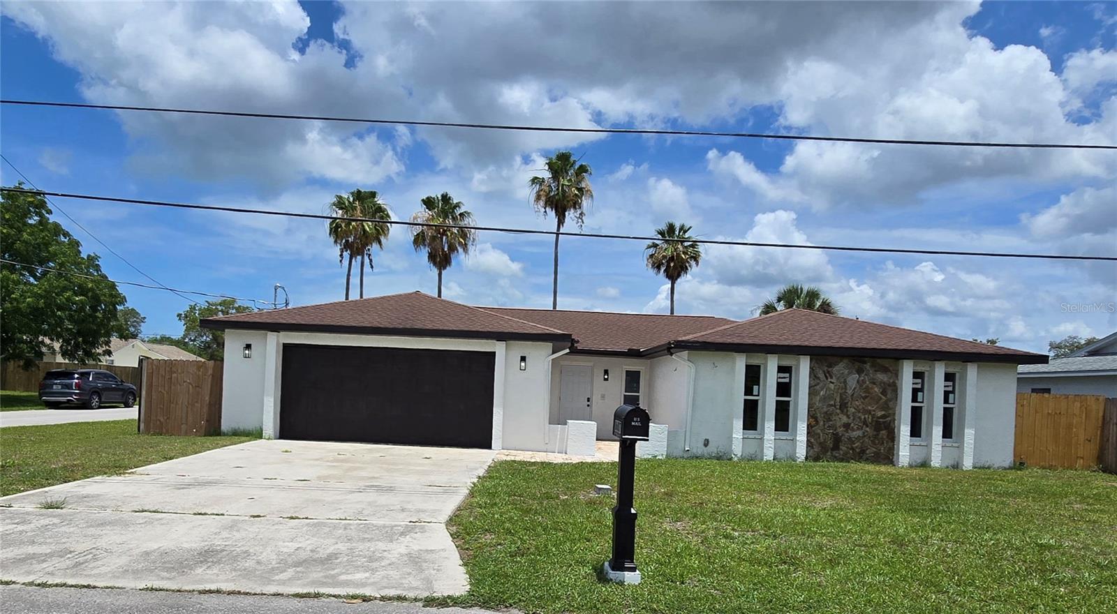 8607 Longboat Ln, FL