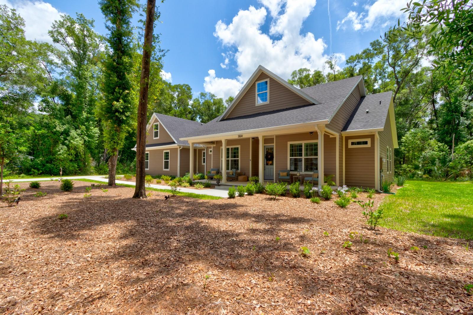 3504 Dunstable Drive, FL