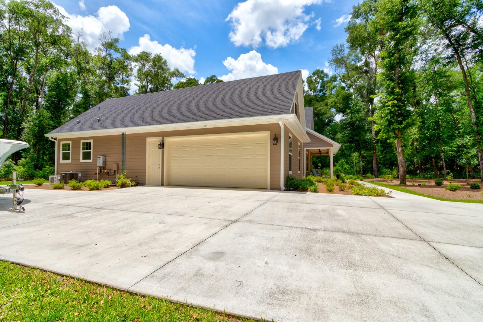 3504 Dunstable Drive, FL