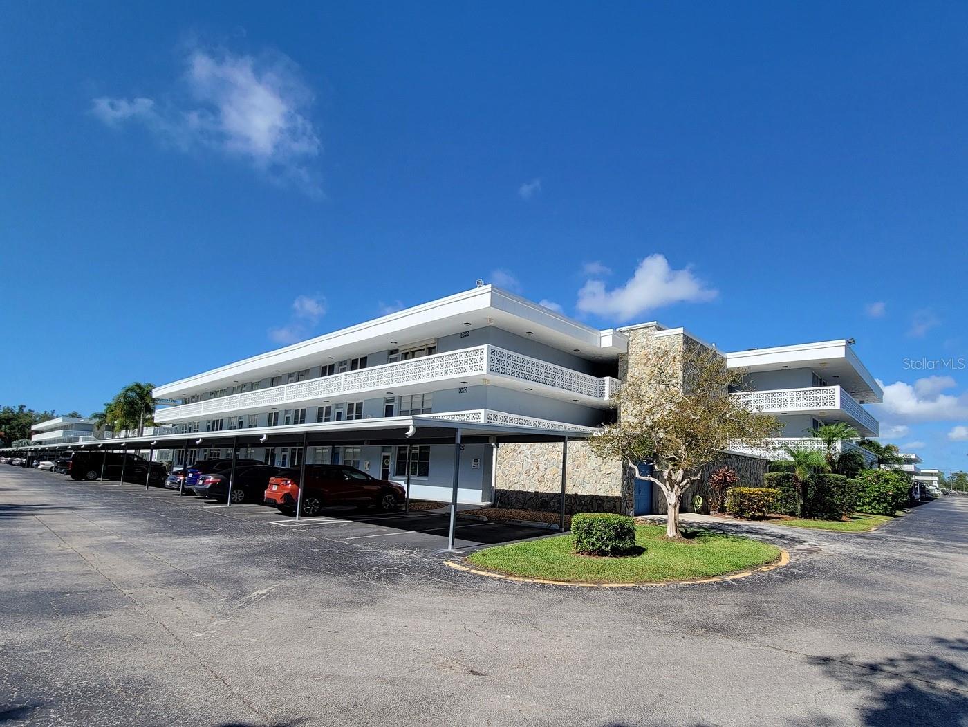 4880 Locust St., FL