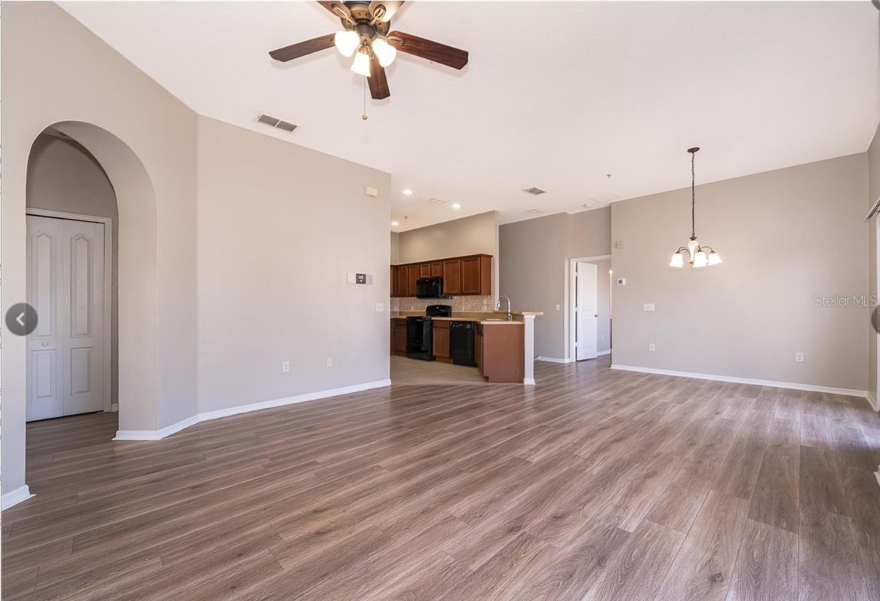 6474 Goldenrod Road, FL