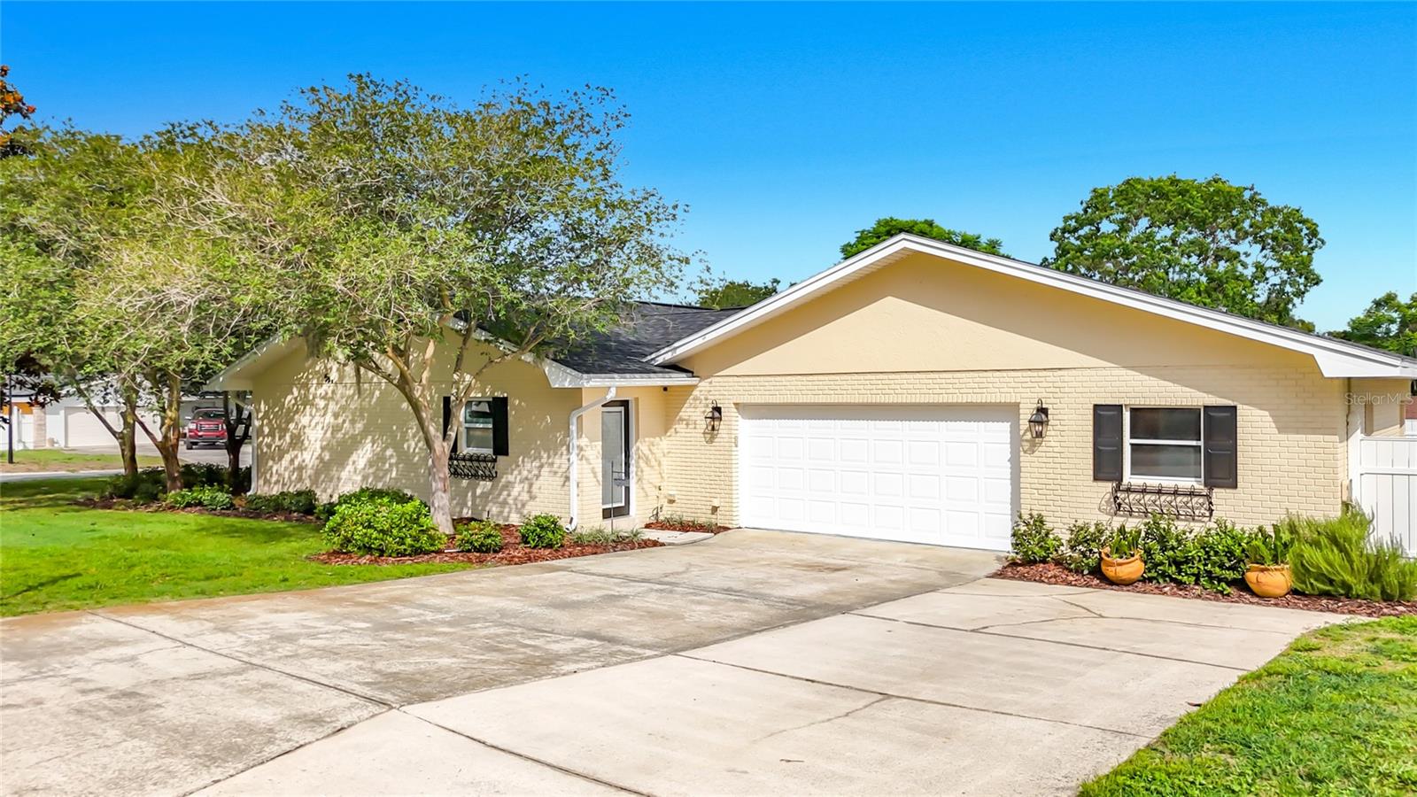 1111 Yarnell Avenue, FL