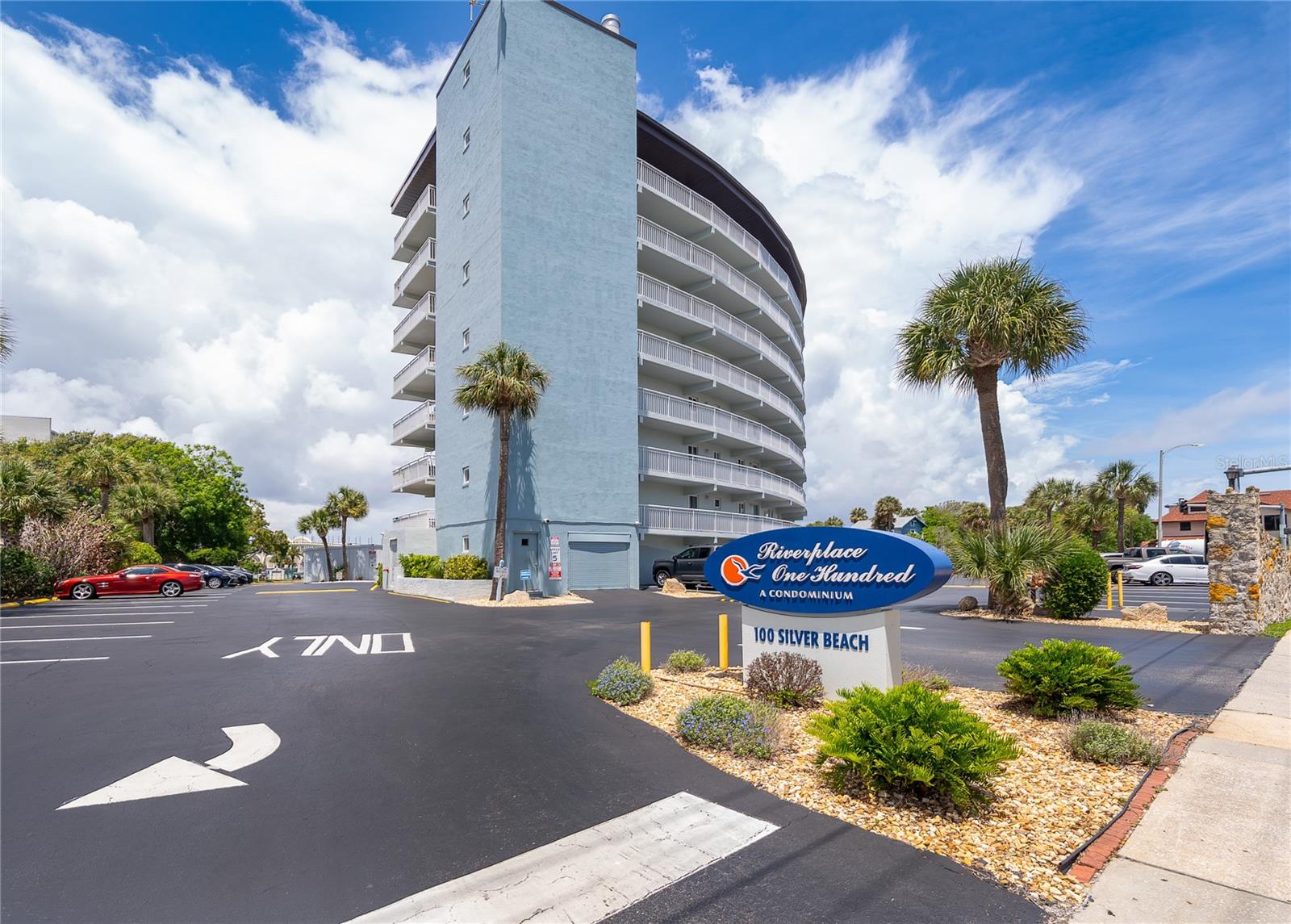 100 Silver Beach Ave #516, FL