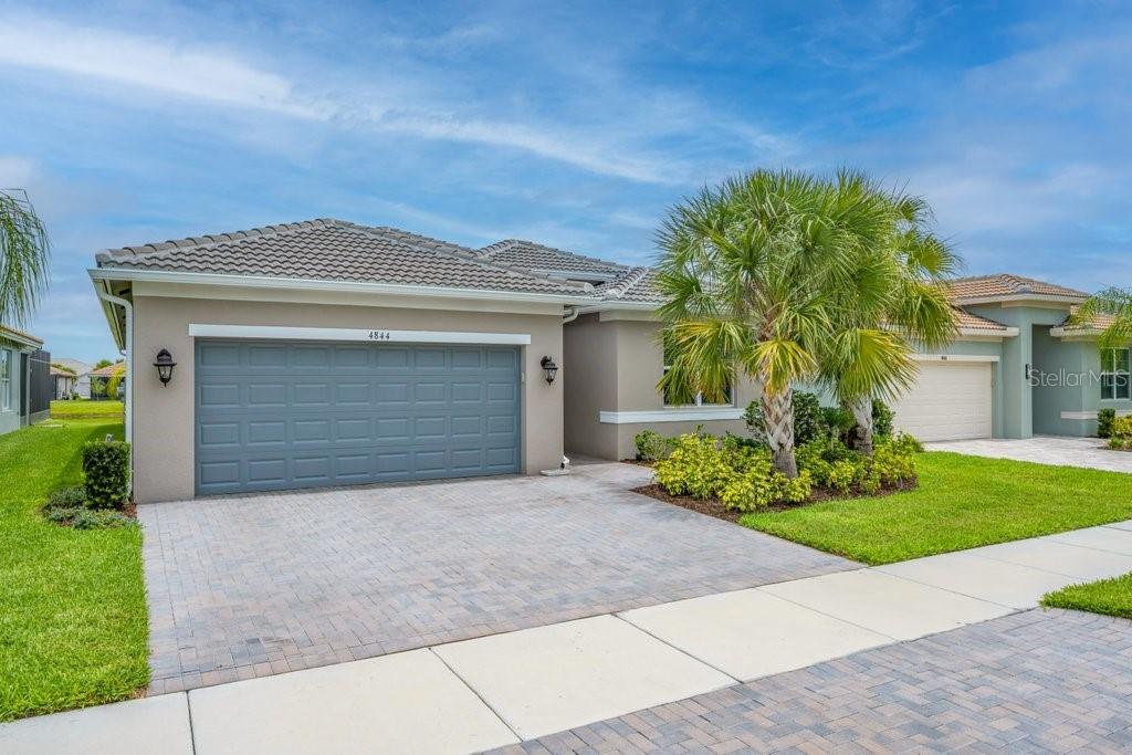 4844 Avila Lakes Dr, FL