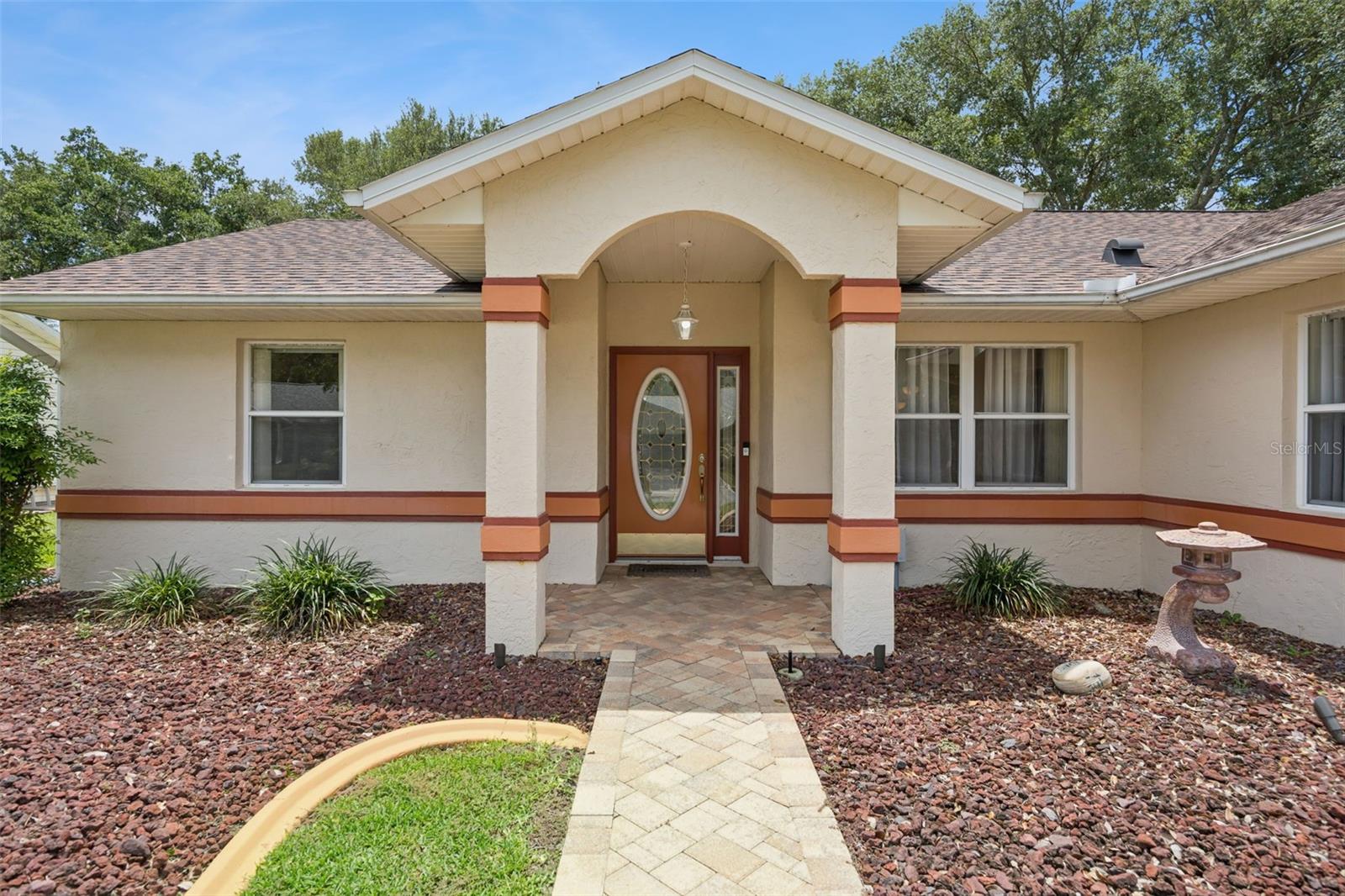 25904 Newcombe Circle, FL