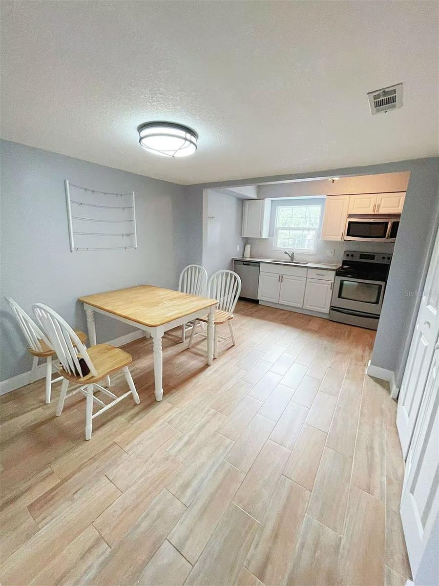 14402 Reuter Strasse Circle, FL