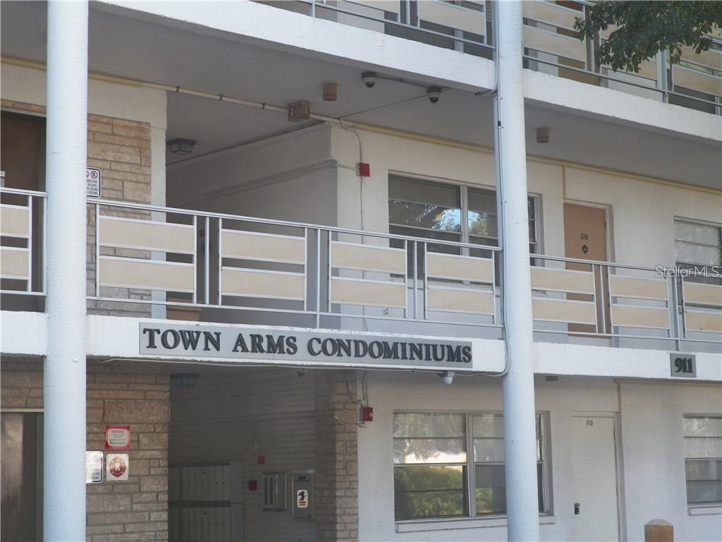 911 Washington Ave #304, FL