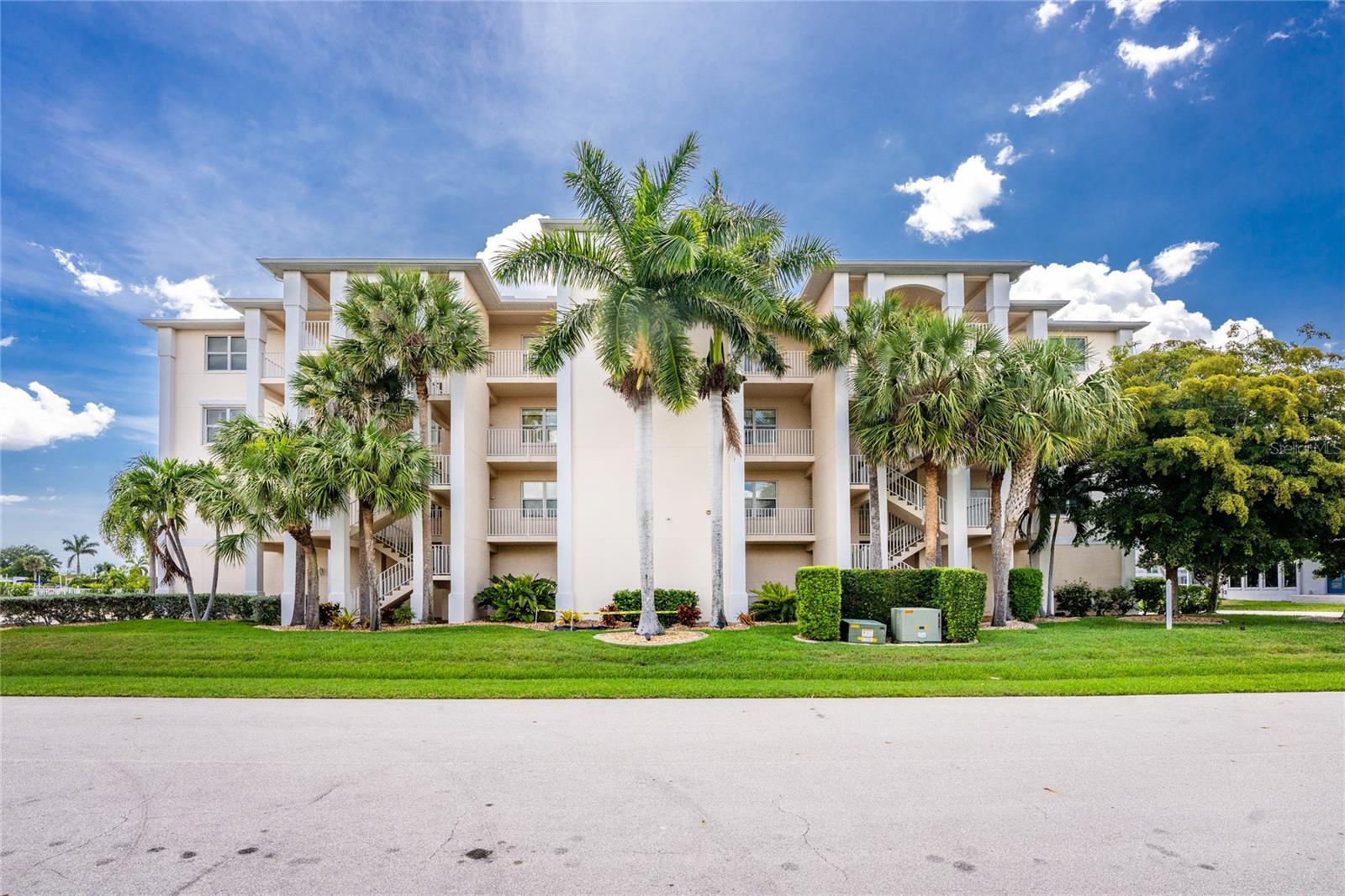 268 Lewis Circle, FL