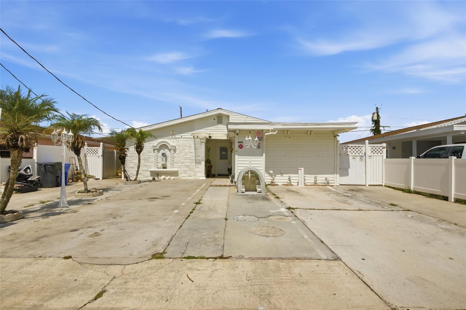 6812 Thatcher Avenue, FL