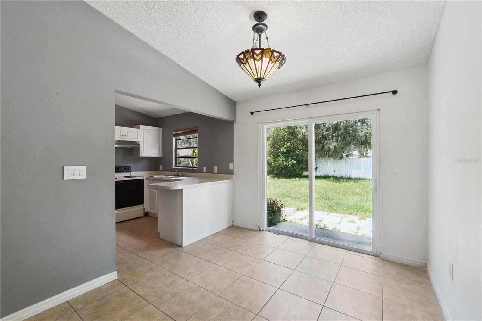 648 Floridian Drive, FL
