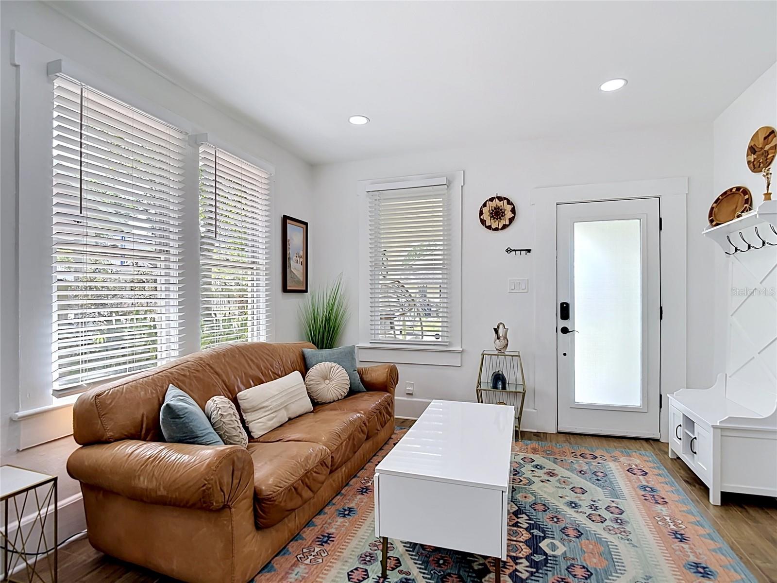 105 Elm Street, FL