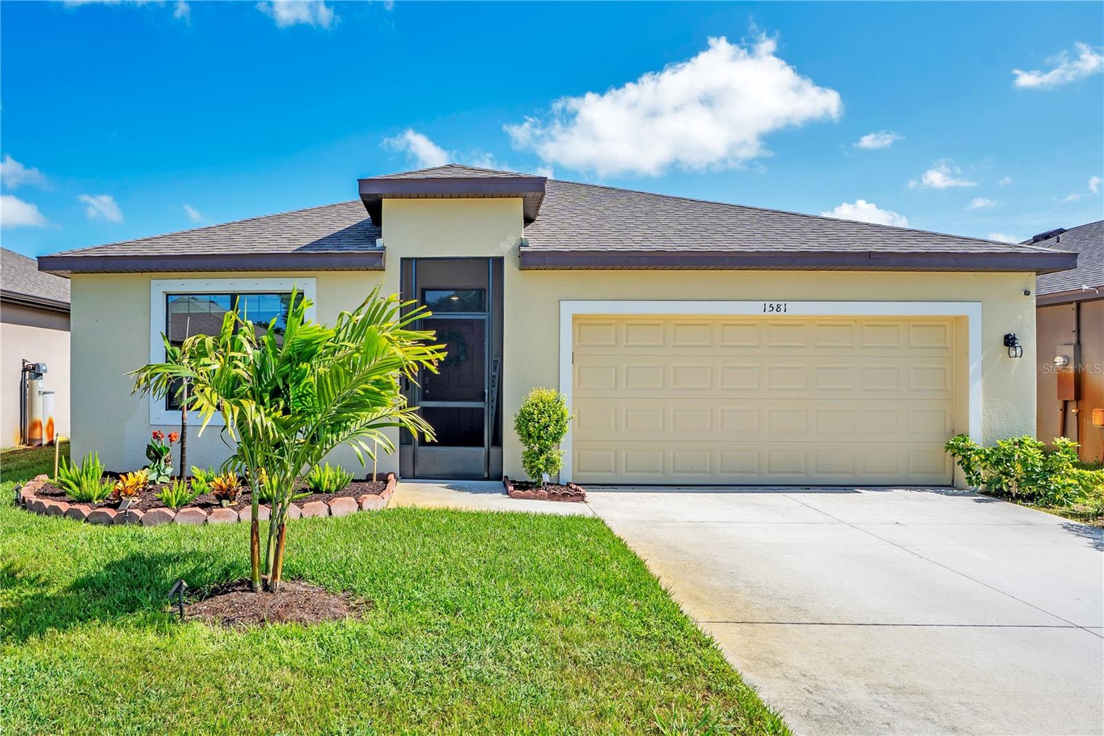 1581 Mineral Loop Drive, FL