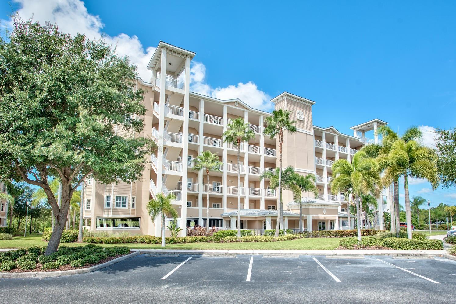 7296 Marathon Dr #404, FL