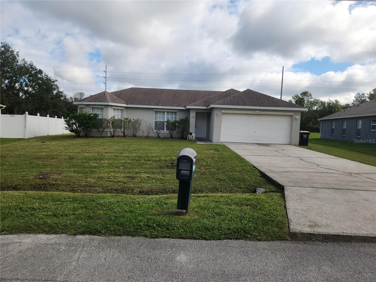 1405 Teal Ct, FL