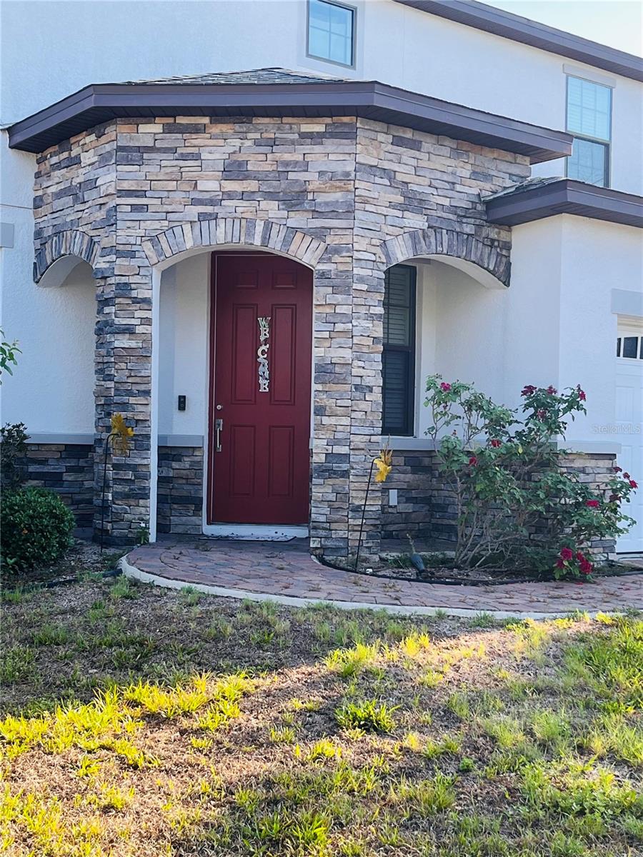 9243 Chandler Dr, FL