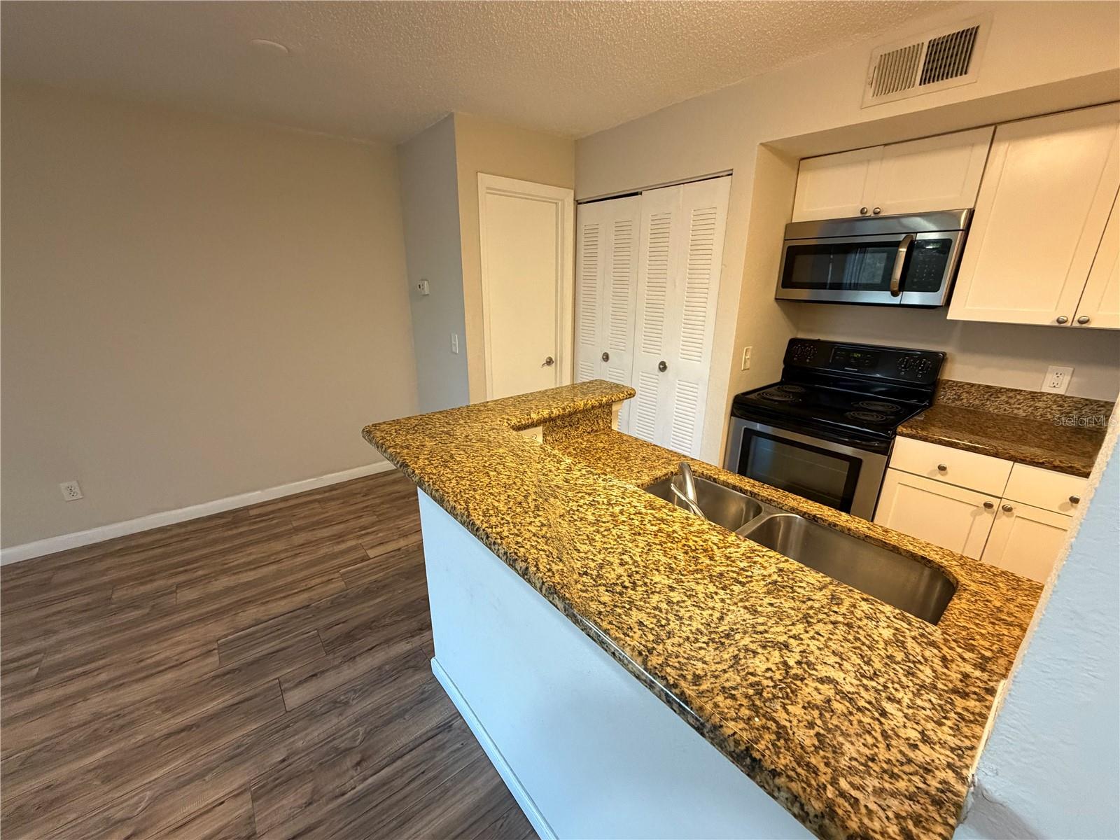 5128 Conroy Road, FL