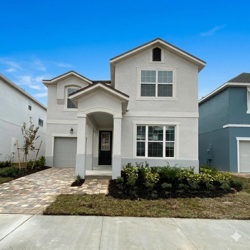 8914 Caroline Bay Court, FL