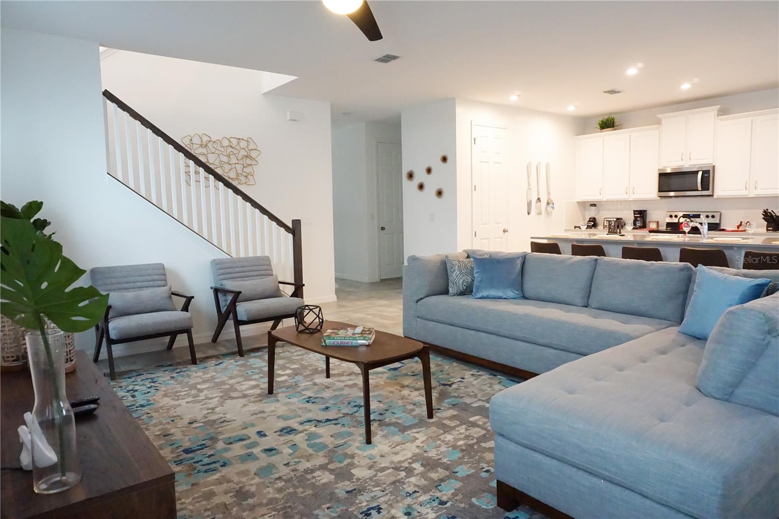 8914 Caroline Bay Court, FL