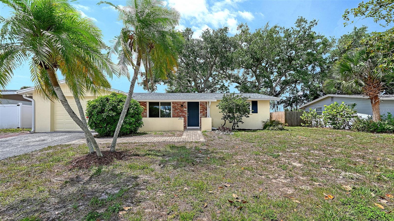 2706 White Sands Dr, FL