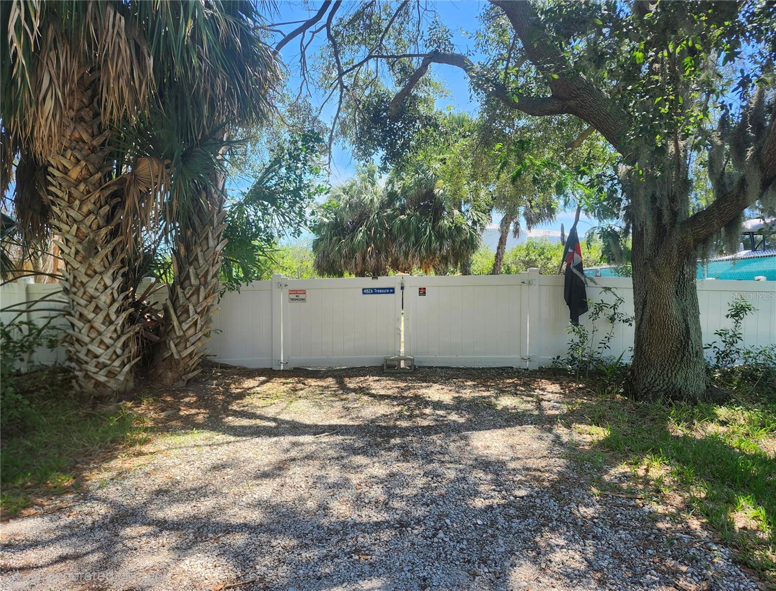 4826 Treasure Drive, FL