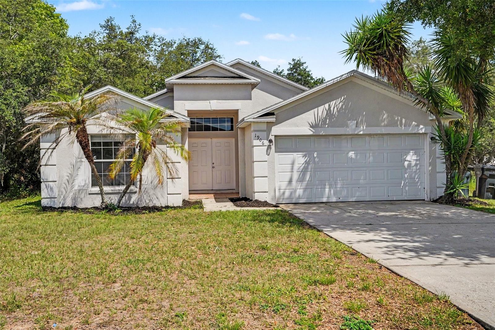 1906 Lakeview Way, FL