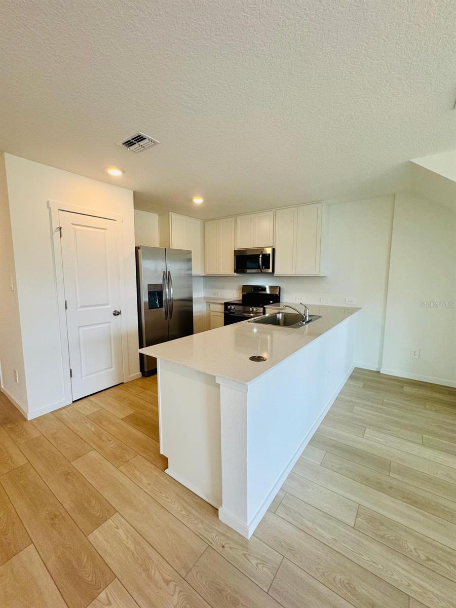 813 Lynx Street, FL