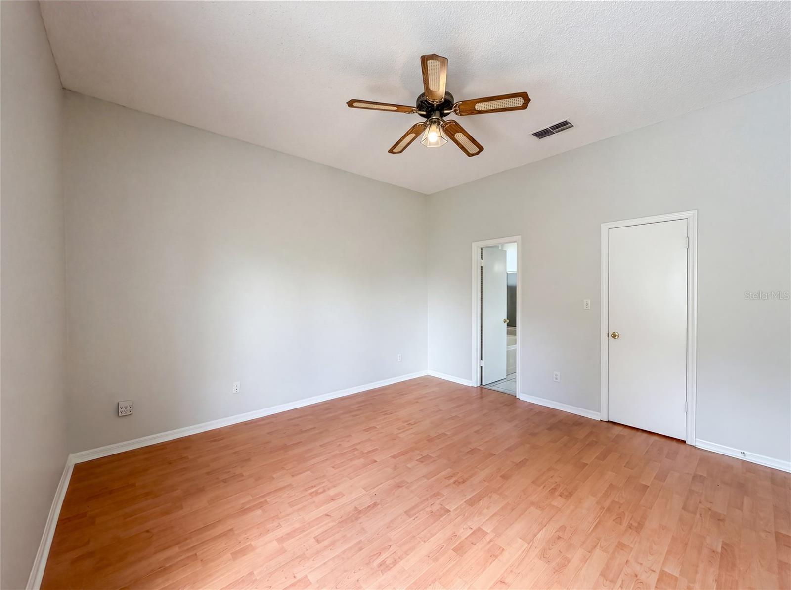 5263 Clarion Oaks Drive, FL