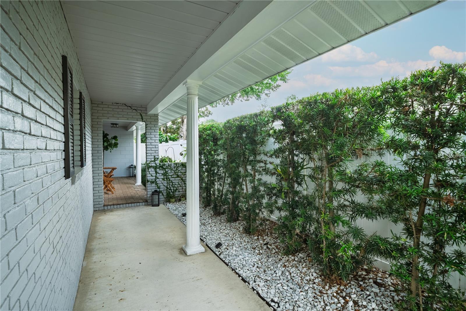 1523 Eastin Avenue, FL