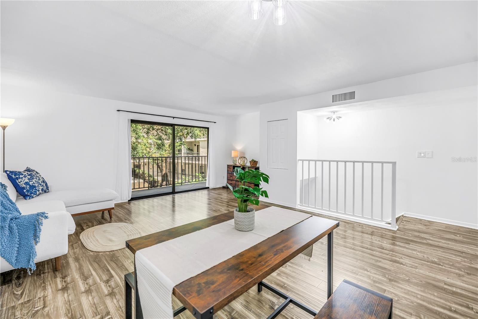 105 4th Avenue, FL