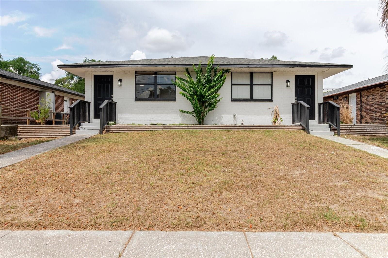 1134-1136 Gilmore Ave, FL
