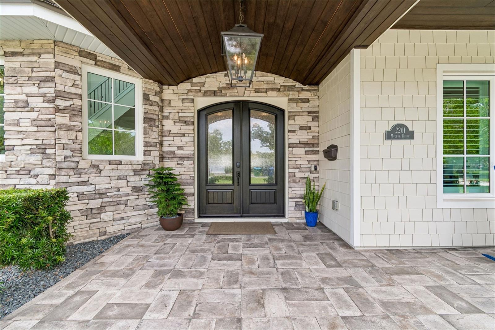 2261 Mulbry Drive, FL