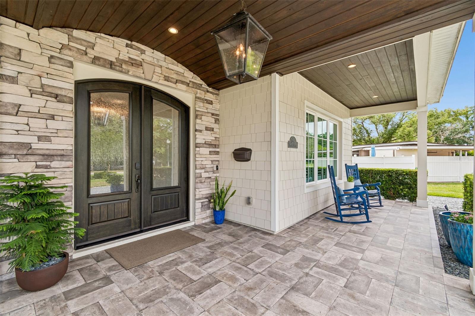 2261 Mulbry Drive, FL
