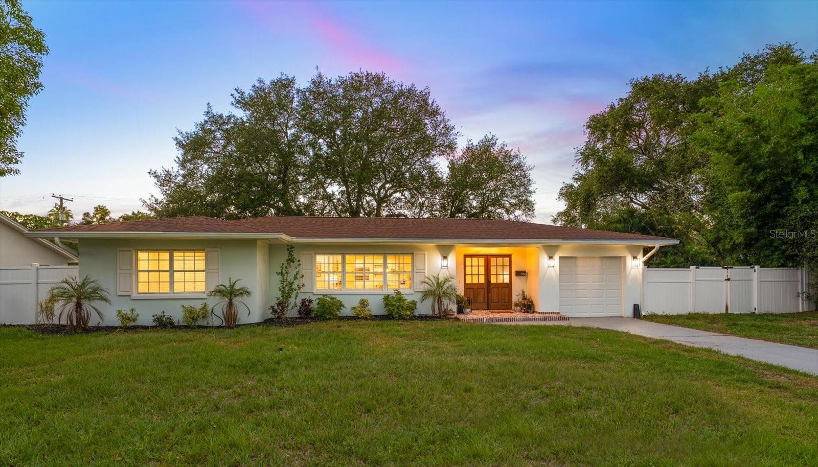 1736 Golf View Drive, FL