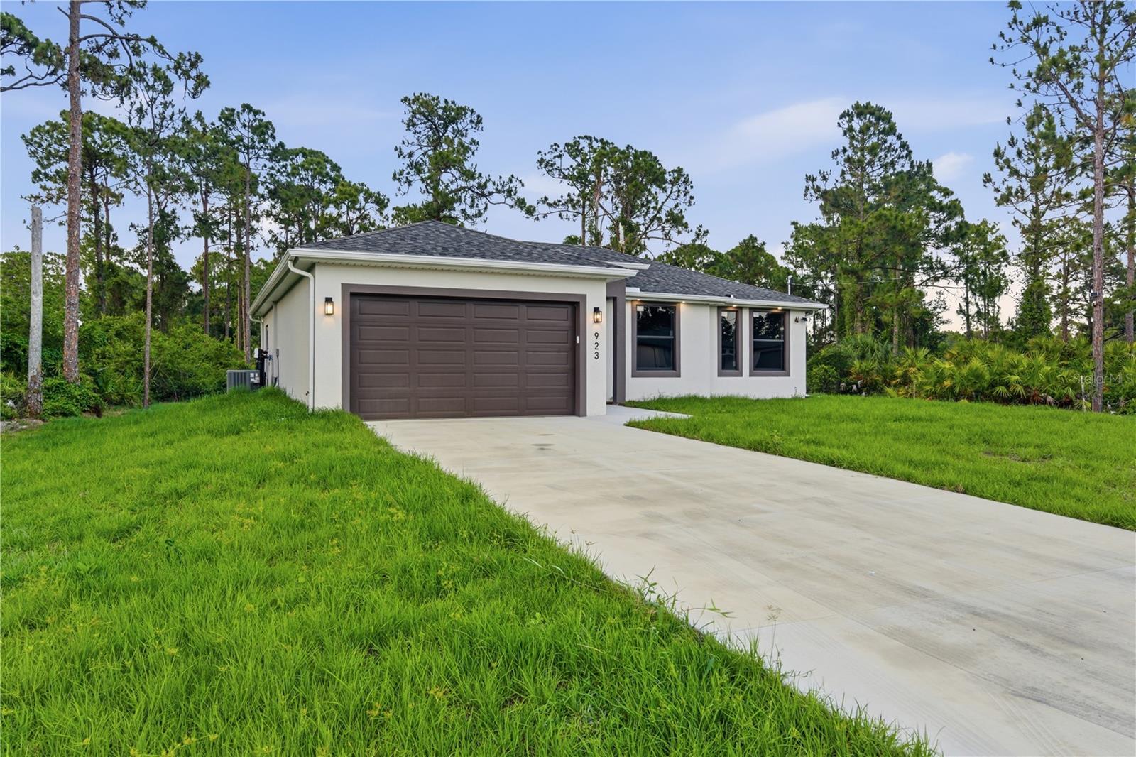 923 Milwaukee Boulevard, FL